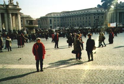 Peterspladsen hvor folk begyndte at samles kl. 11